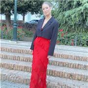 Restauradora y conservadora con nivel de estudios de posgrado. Conocimientos en arte, materiales, documentación y diseño digital.